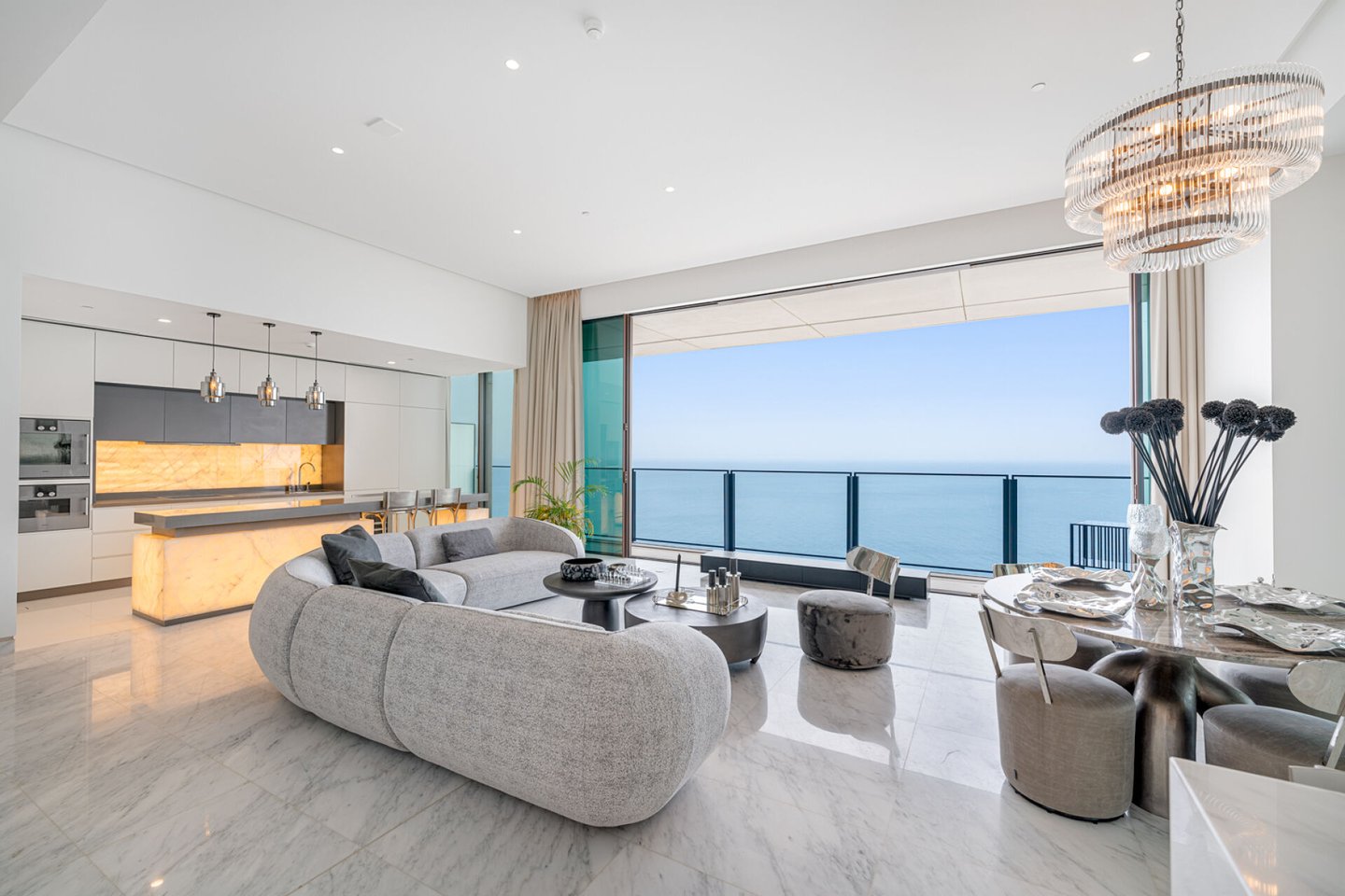 Tiara Residence, Palm Jumeirah | Luxhabitat