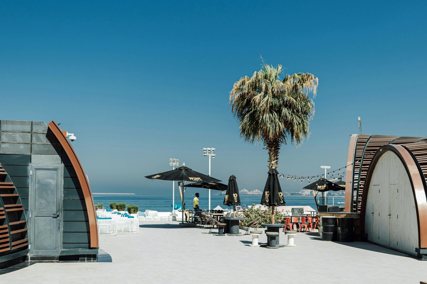 Best Beachfront Communities in Dubai | Luxhabitat