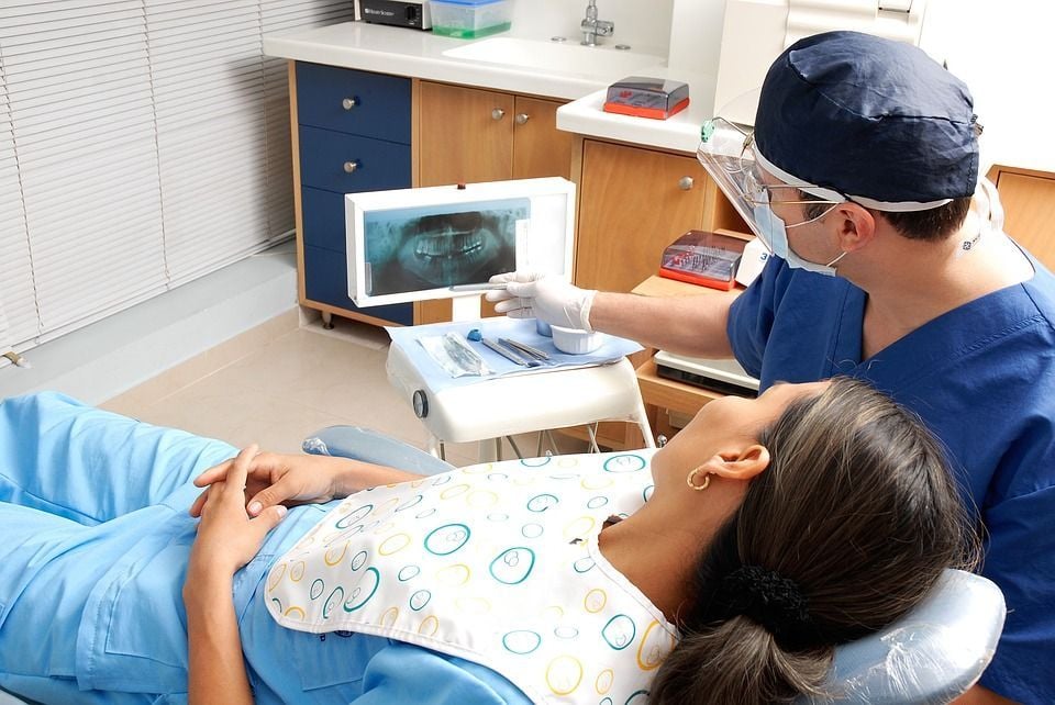 Emirates Hills: Your Guide to Healthcare - Treating Patient 