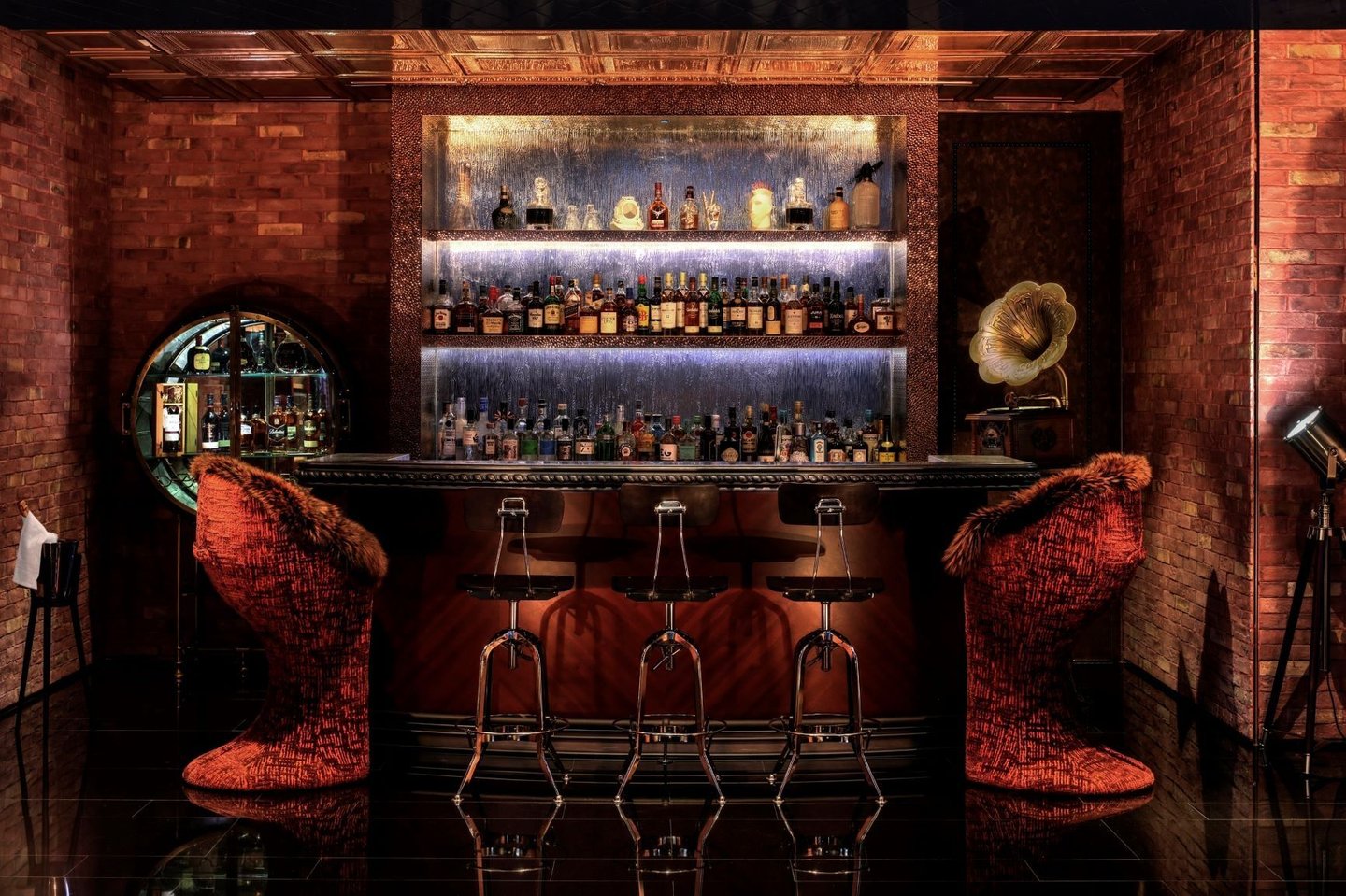 Solve a murder mystery at Flashback in Paramount Hotel
