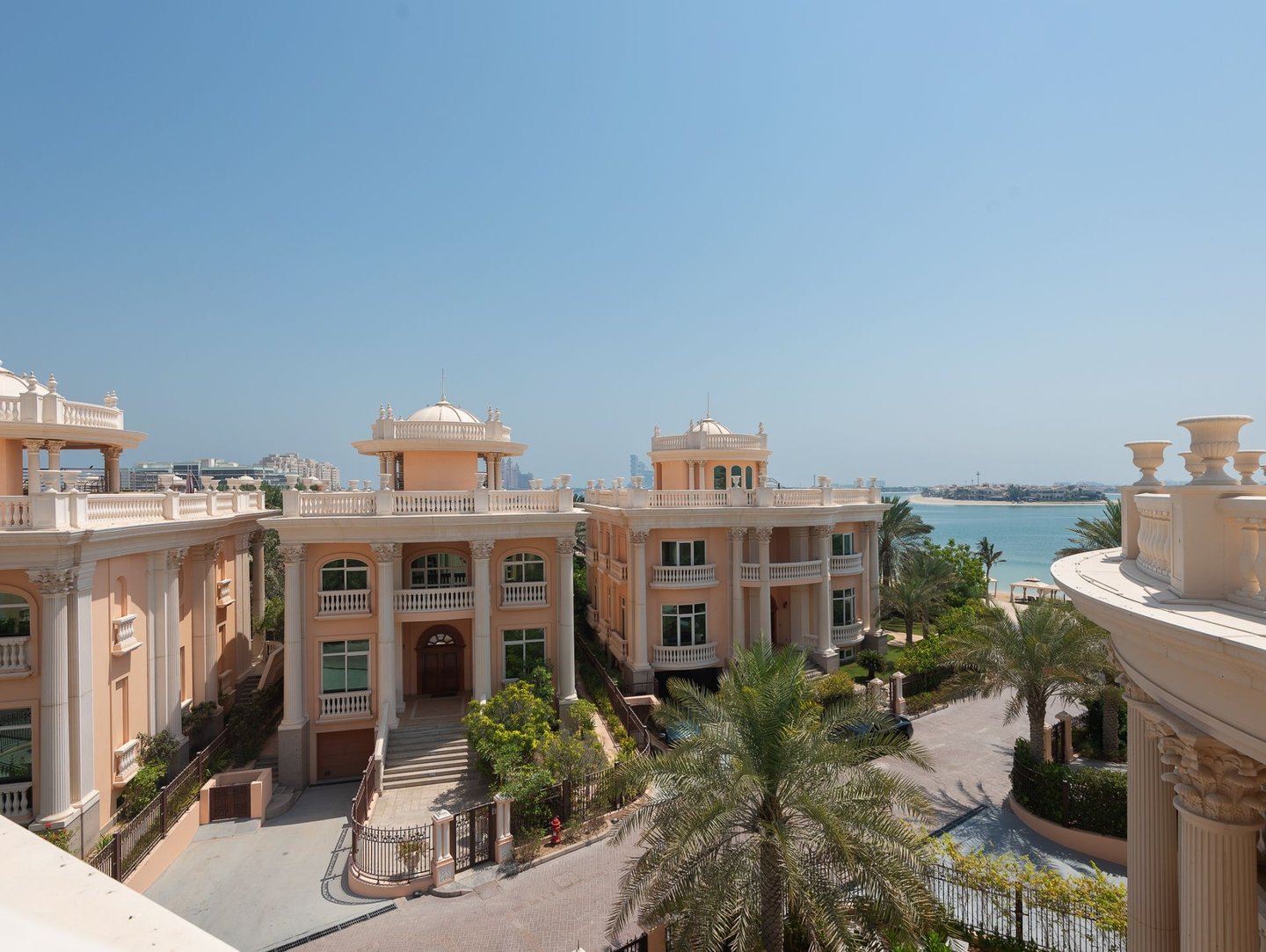 Raffles The Palm villa sold