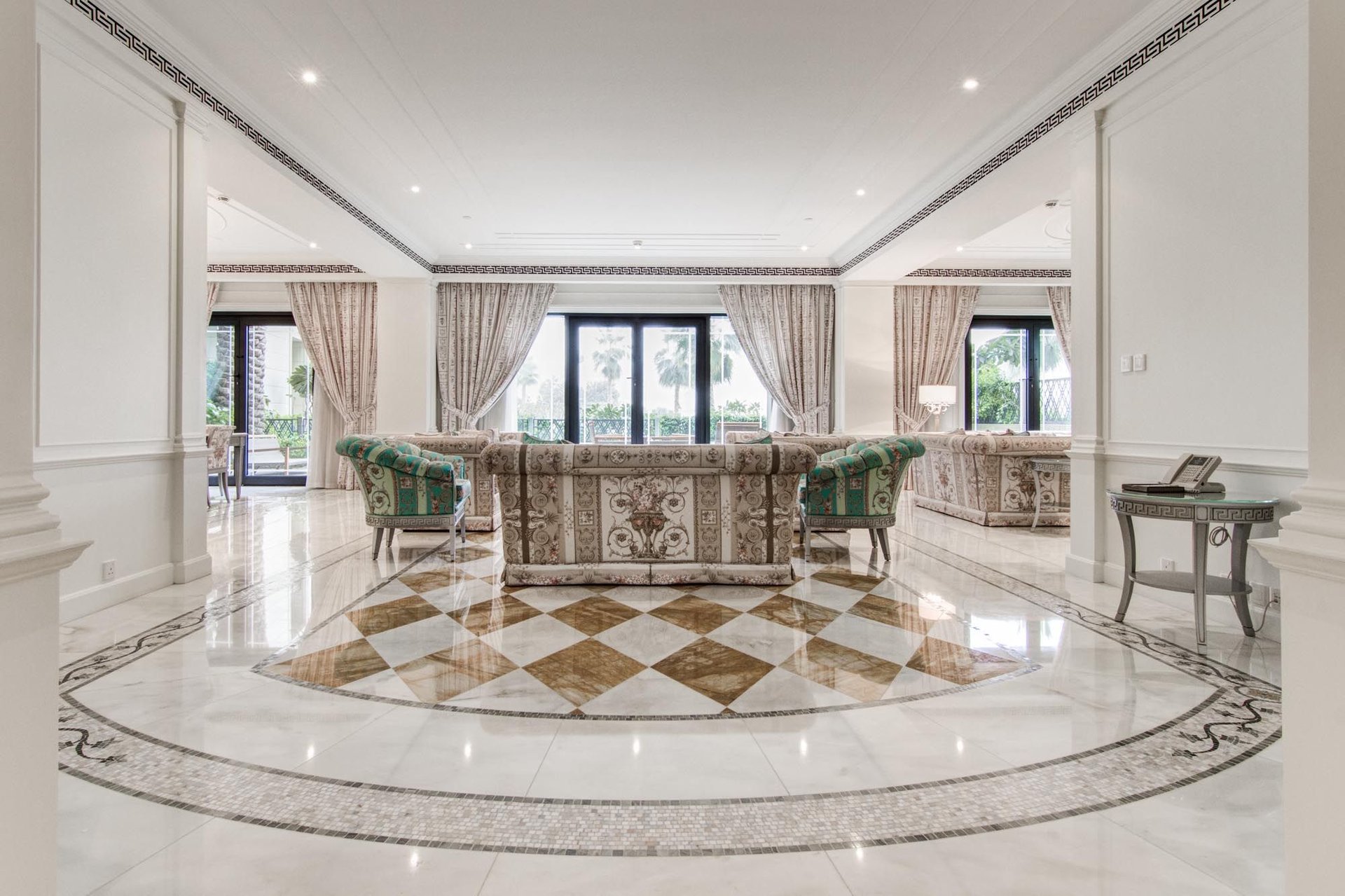 Palatial 4 bedroom Duplex Townhouse in Palazzo Versace, picture 1