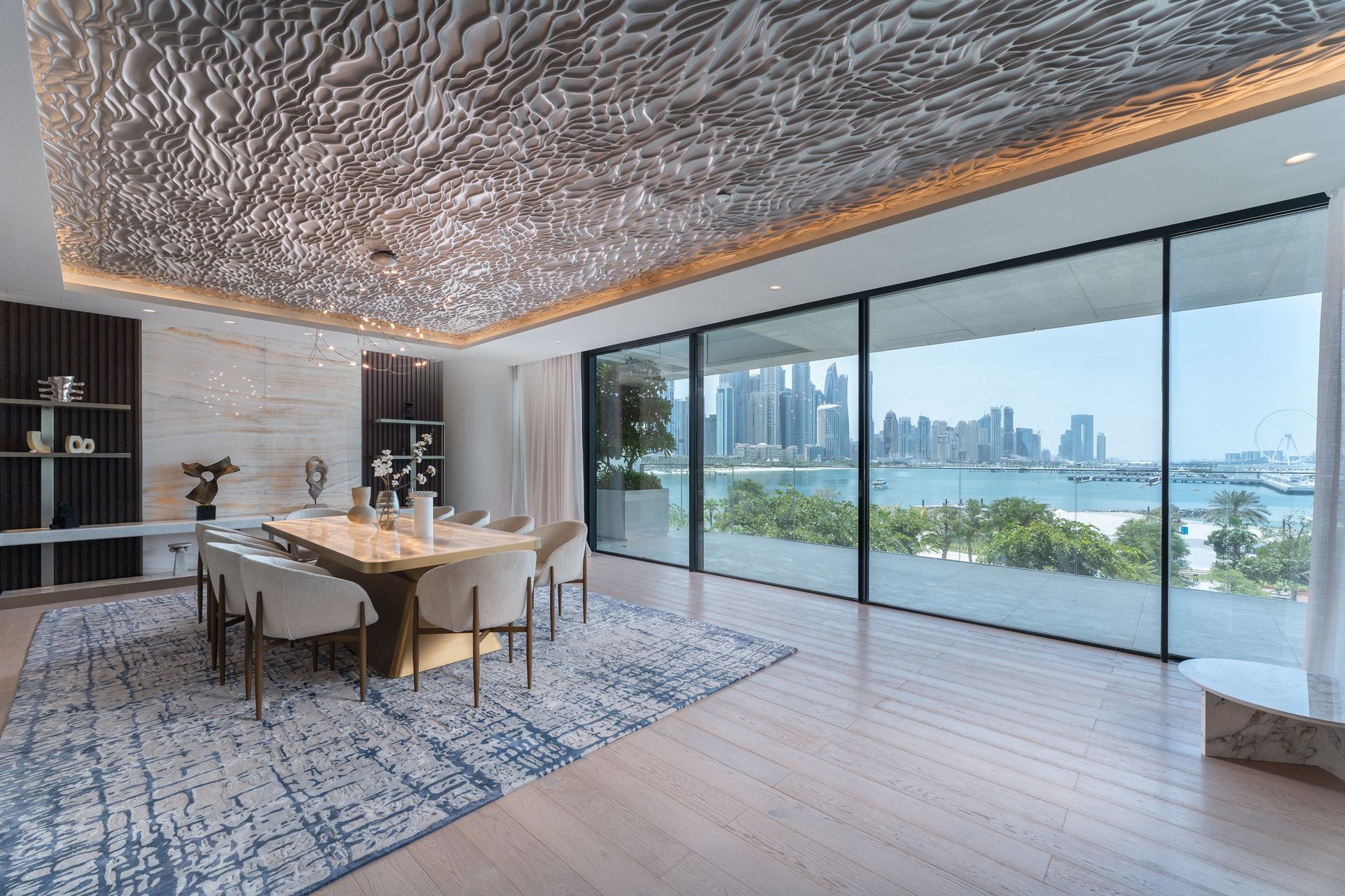 Ultra-Luxury Waterfront Penthouse on Palm Jumeirah, picture 1