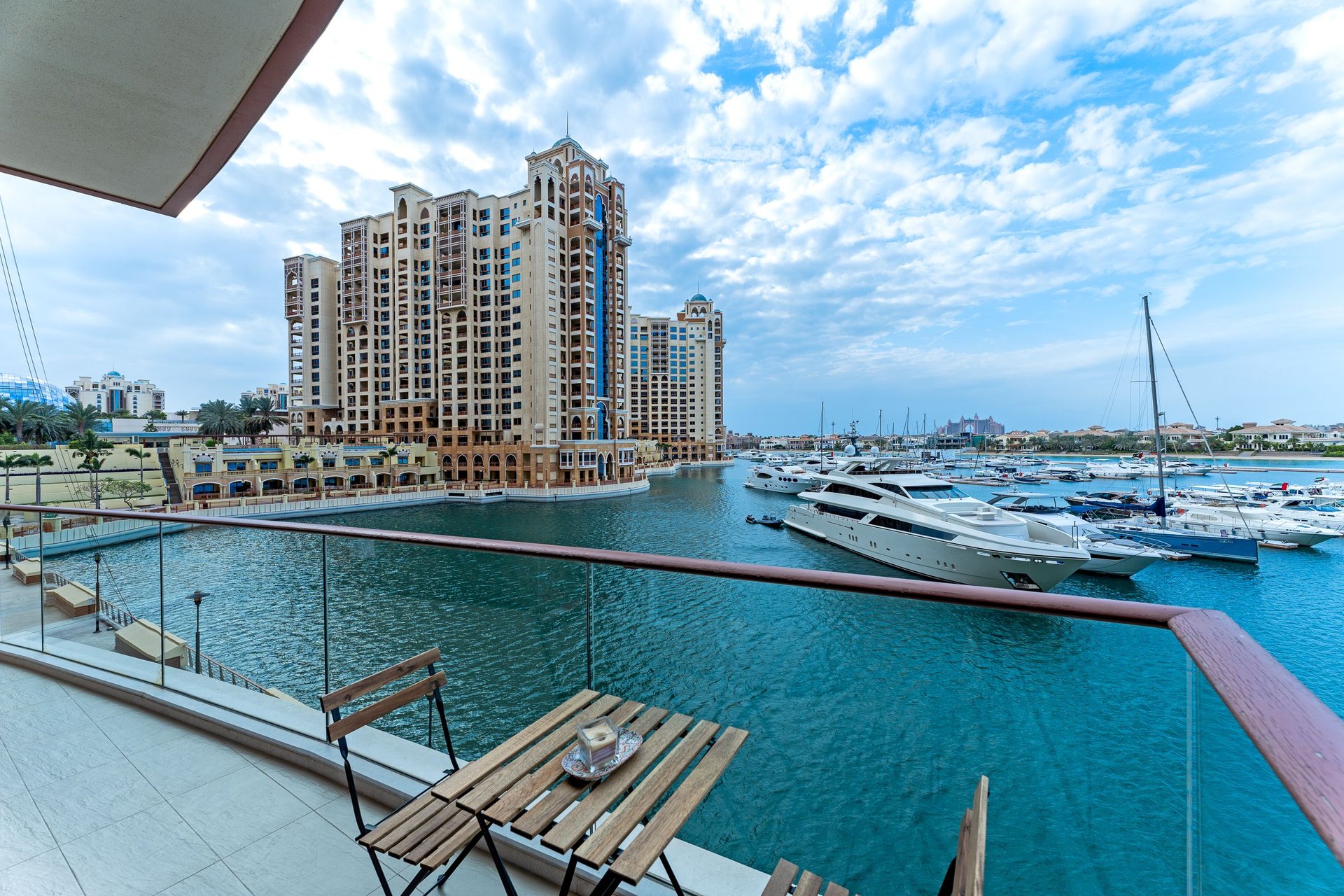 Stunning Waterfront Apartment on Palm Jumeirah with Atlantis views., picture 1