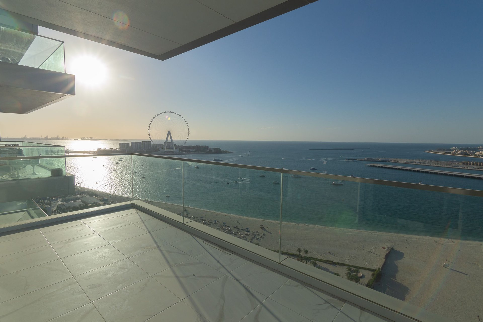 Elegant Sea View Apartment in The One JBR, picture 1