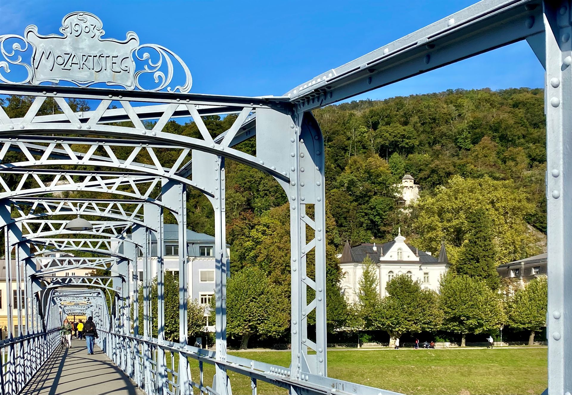 Splendid mansion old town Salzburg, picture 1