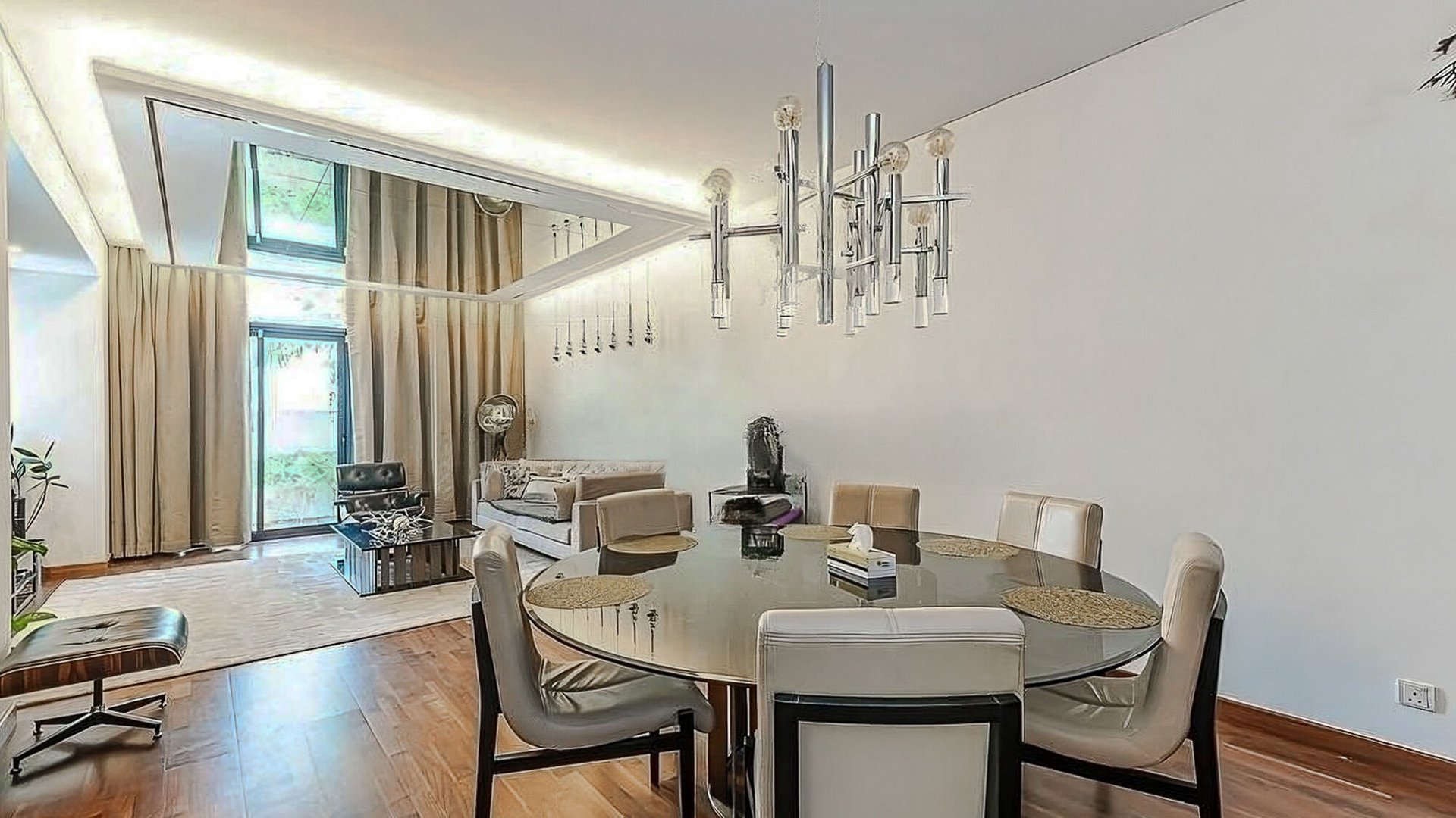 Fully furnished villa in Damac Hills with luxury living, picture 1