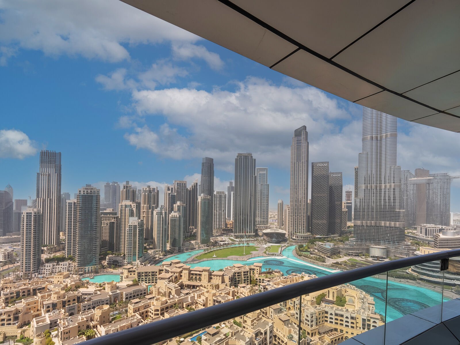 Address Downtown Living with Burj Lake Views, picture 1