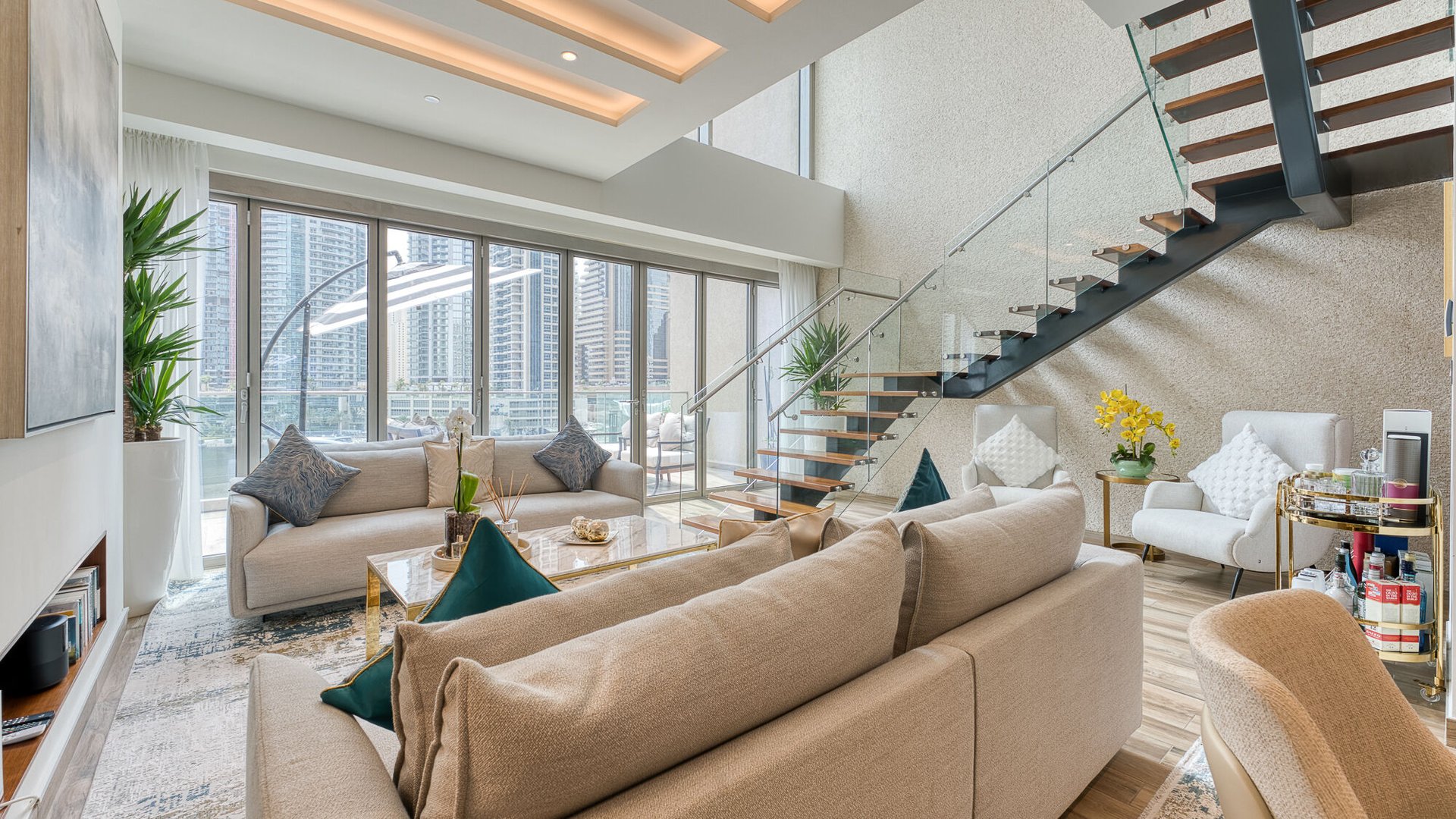 Extraordinary duplex in Dubai Marina with two terraces, picture 1