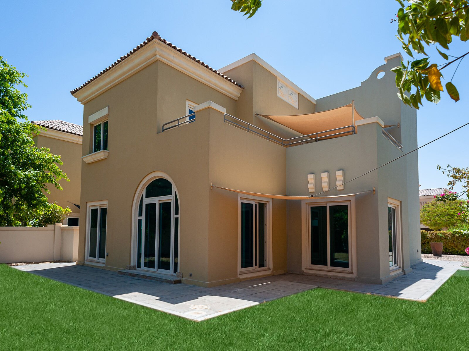 Exclusive | Immaculate 4BR Villa | Walking to pool, picture 1