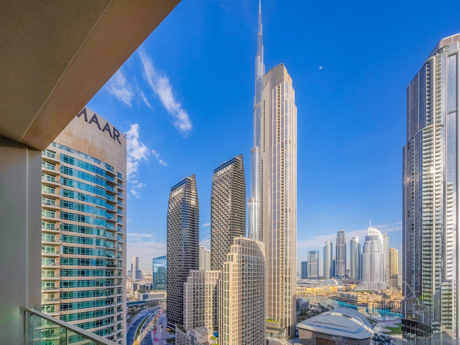 Stunning 3-BR Apartment | Burj View | Chiller free, picture 1