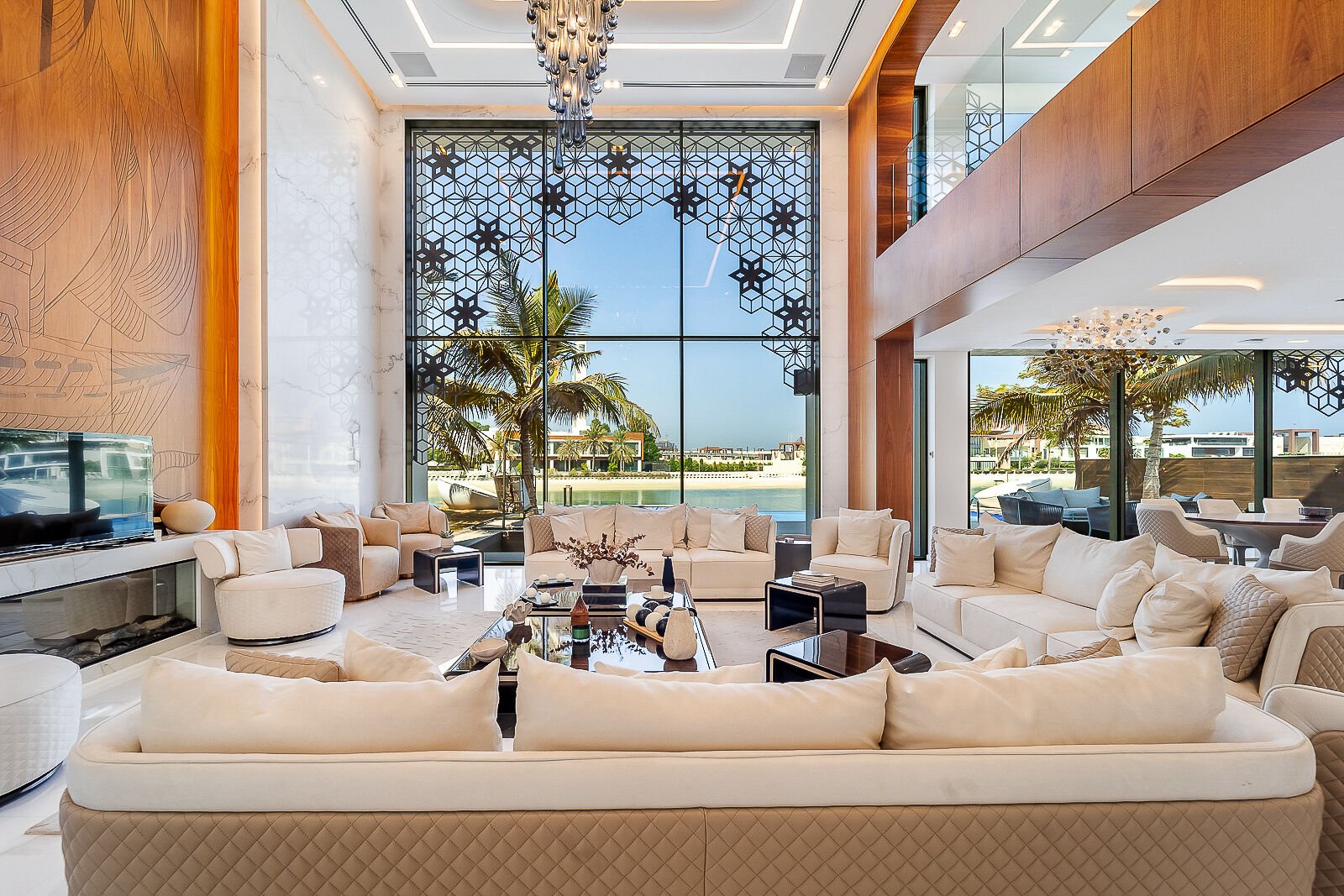 Custom Built Villa | Ample Space | Billionaire Row, picture 1