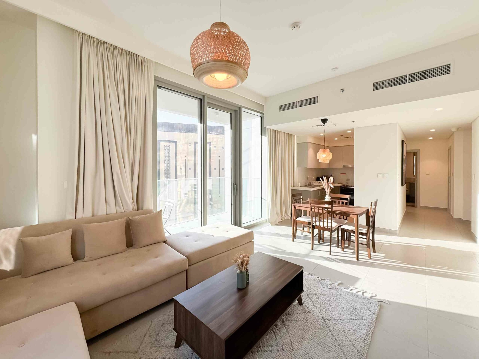 Premium 2 Bed | Burj Khalifa Views | Furnished, picture 1