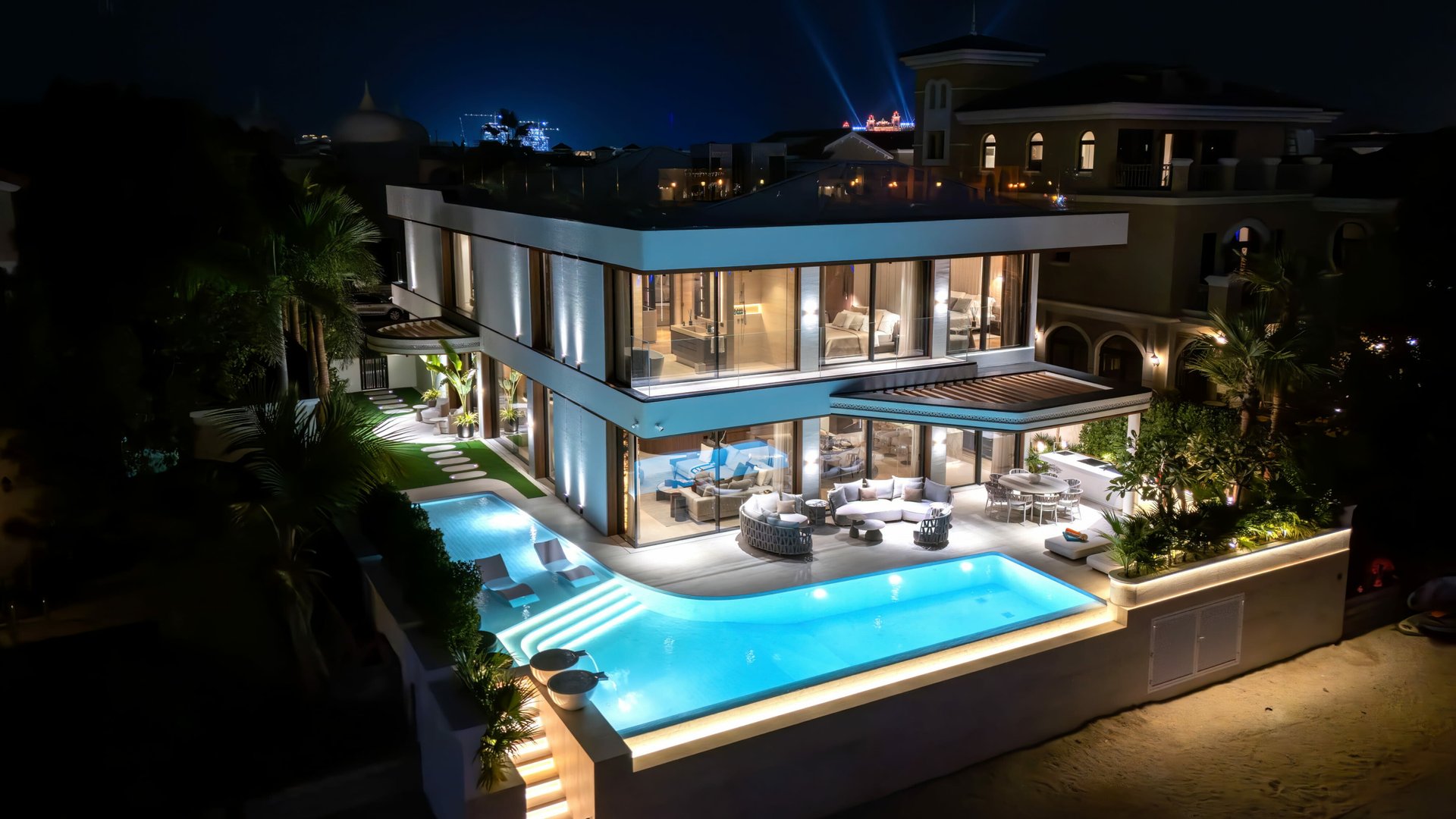 One-of-a-kind Luxury villa on Palm Jumeirah Dubai, picture 1