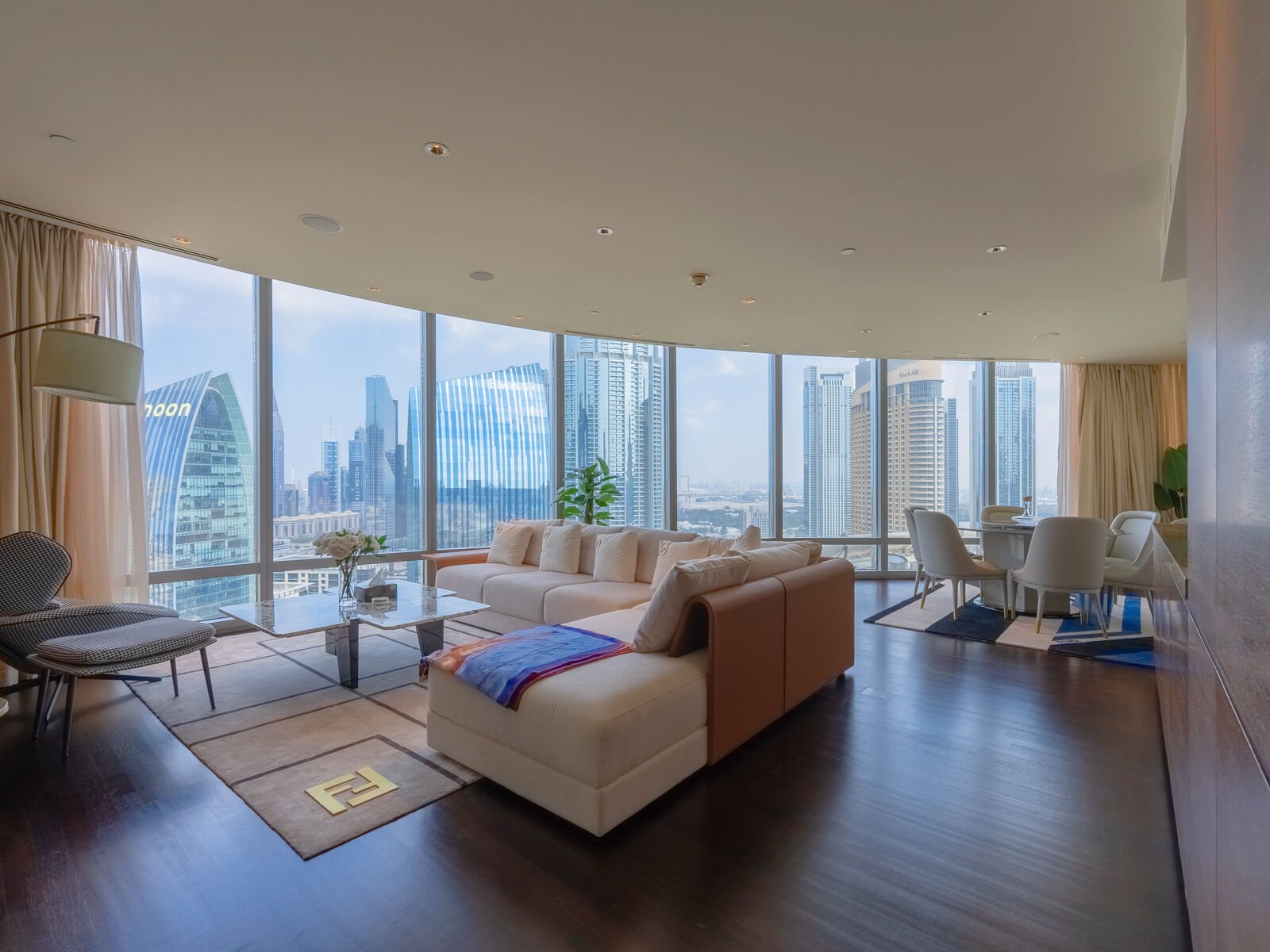Iconic Downtown Living in the Burj Khalifa, picture 1
