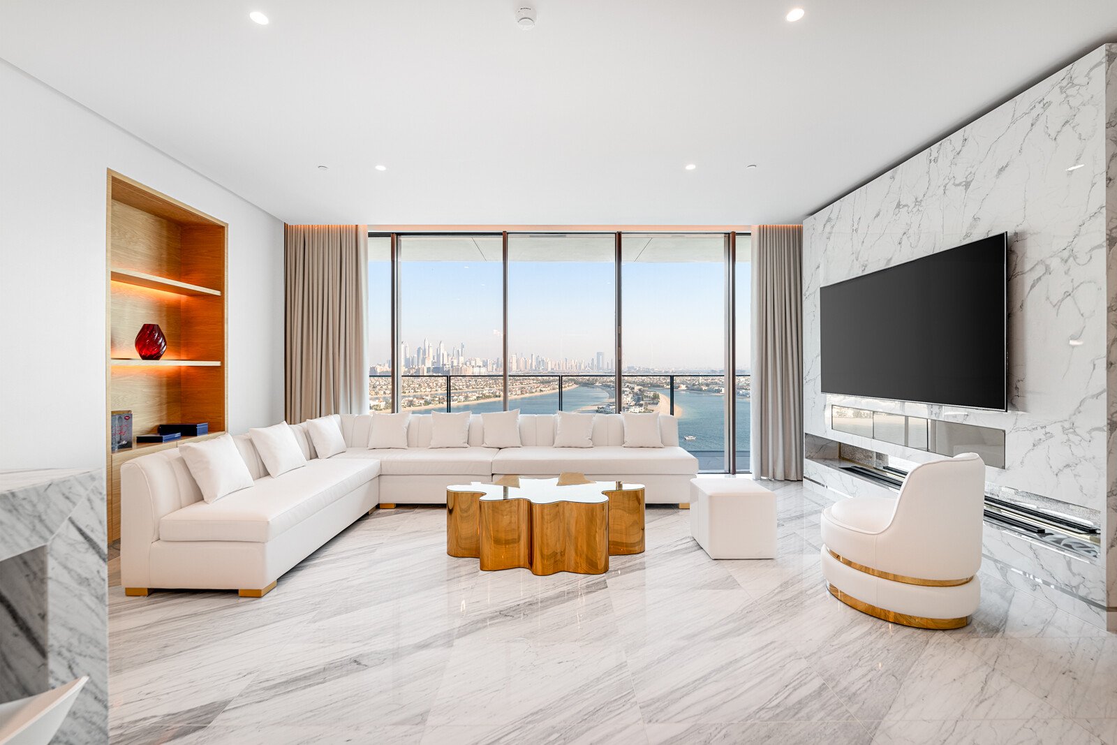 High floor with Best Views | Furnished | #1 Agency, picture 1
