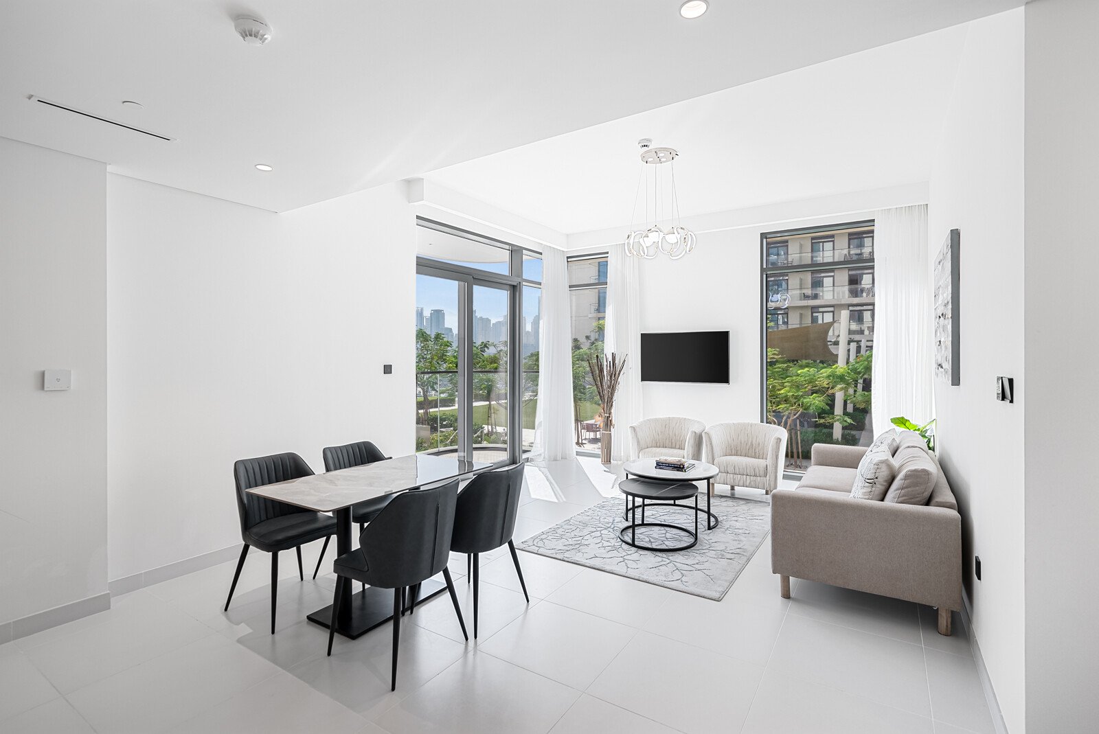 Turnkey | Fully Furnished | Vacant on Transfer, picture 1