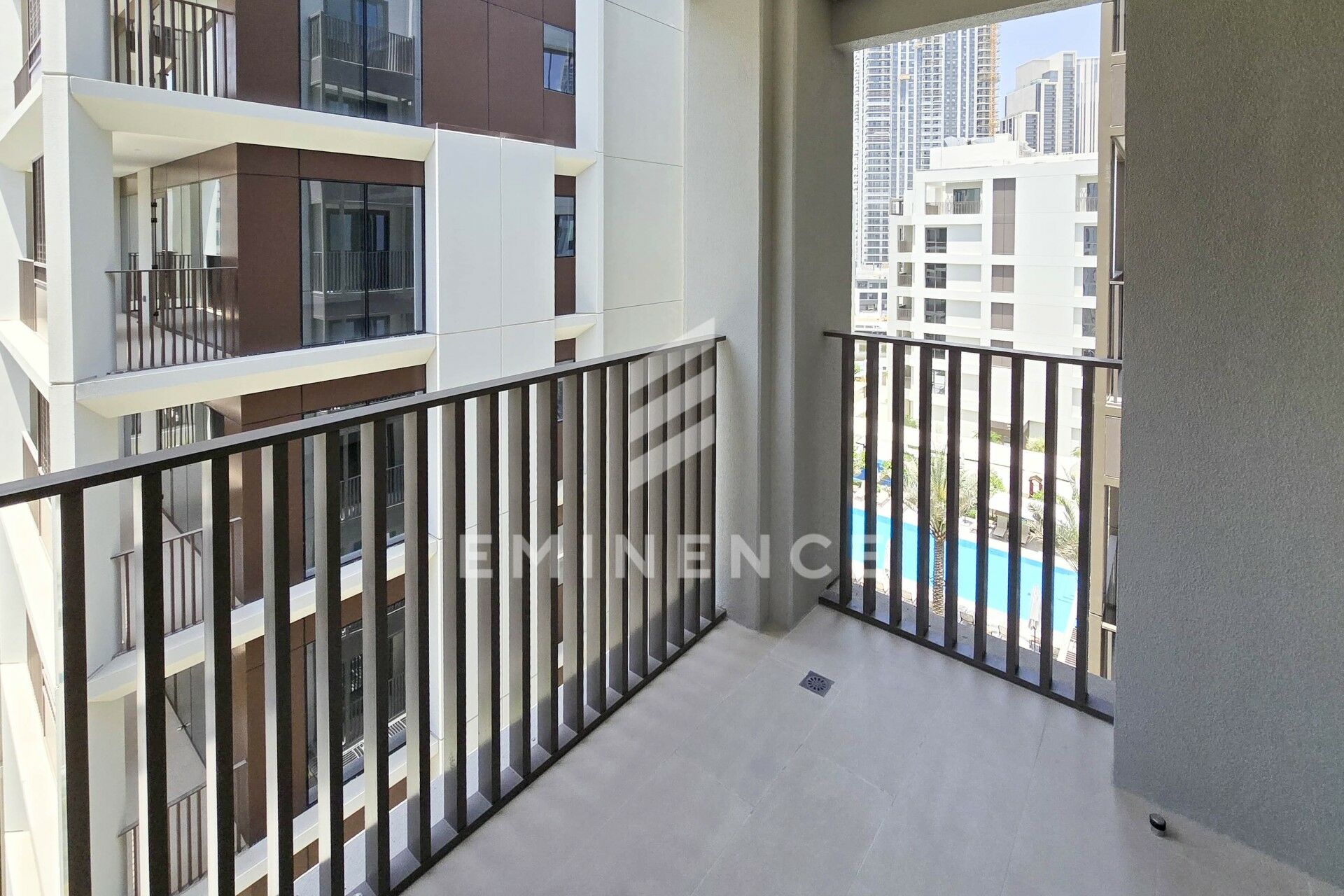 BEST DEAL | MODERN | BEACH ACCESS, picture 1