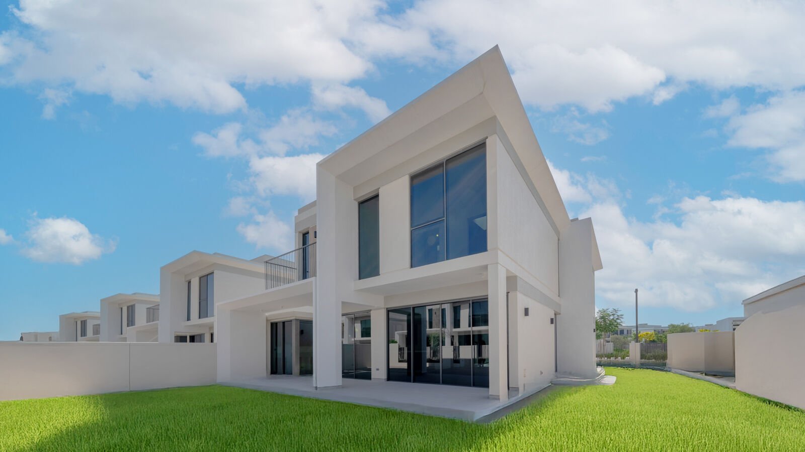 Luxury Corner Home | Near Park and Pool | Warranty, picture 1