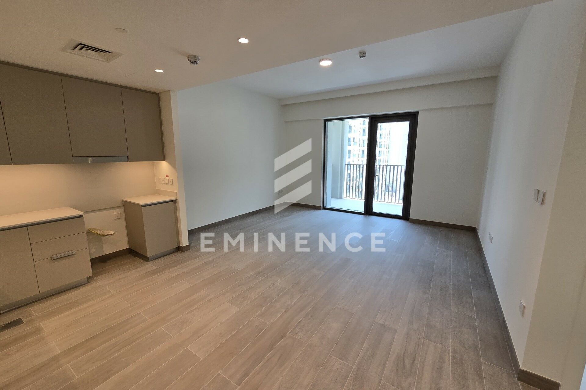 BEST DEAL | MODERN | BEACH ACCESS, picture 1