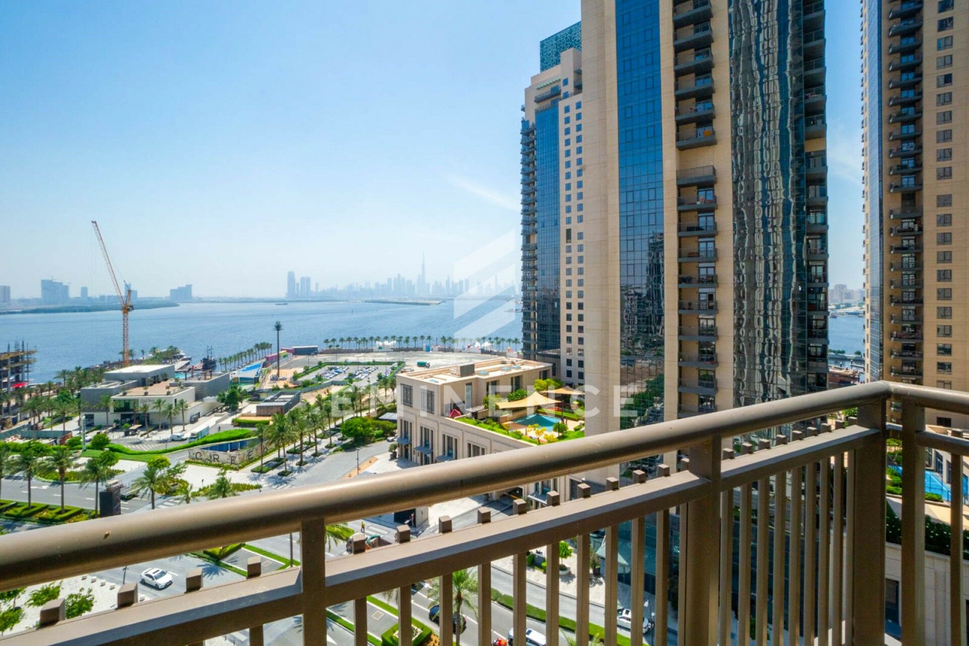 VACANT | SEA and BURJ VIEW | PRIME LOCATION, picture 1