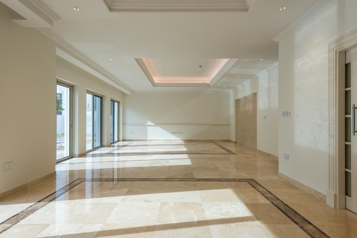 Large plot | Luxury Villa | Mediterranean Style, picture 1
