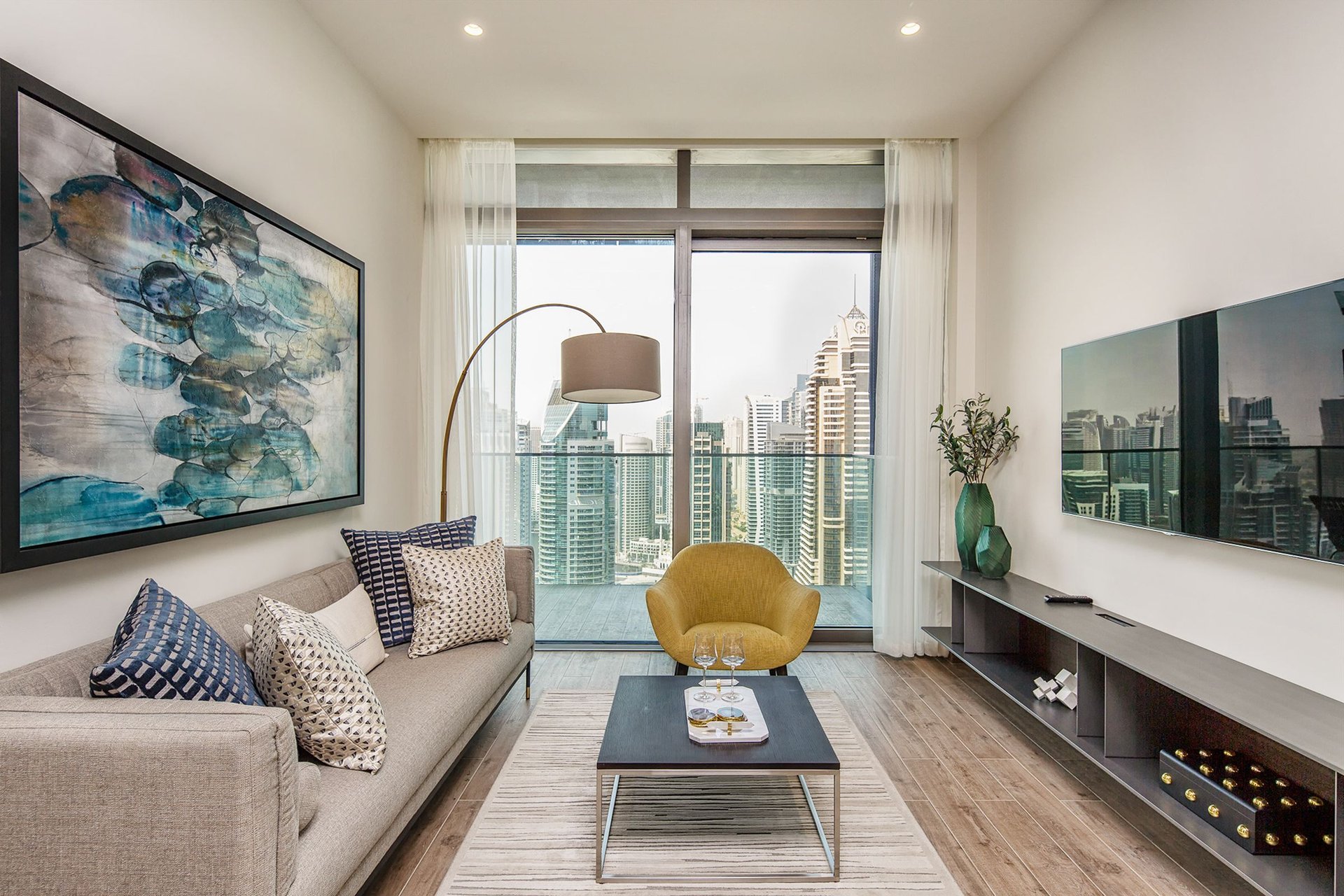 Splendid 1 Bed in Jumeirah Living Marina Gate, picture 1