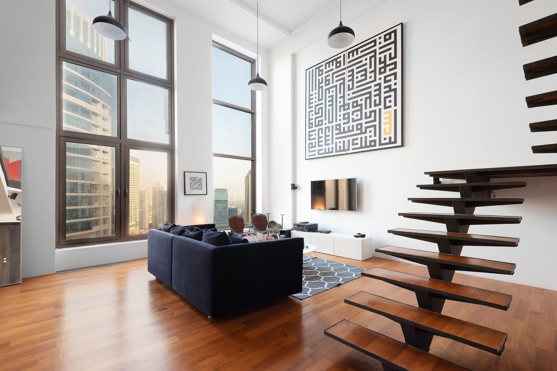 Fantastic 1 Bed Loft | Marina View | Vacant, picture 1