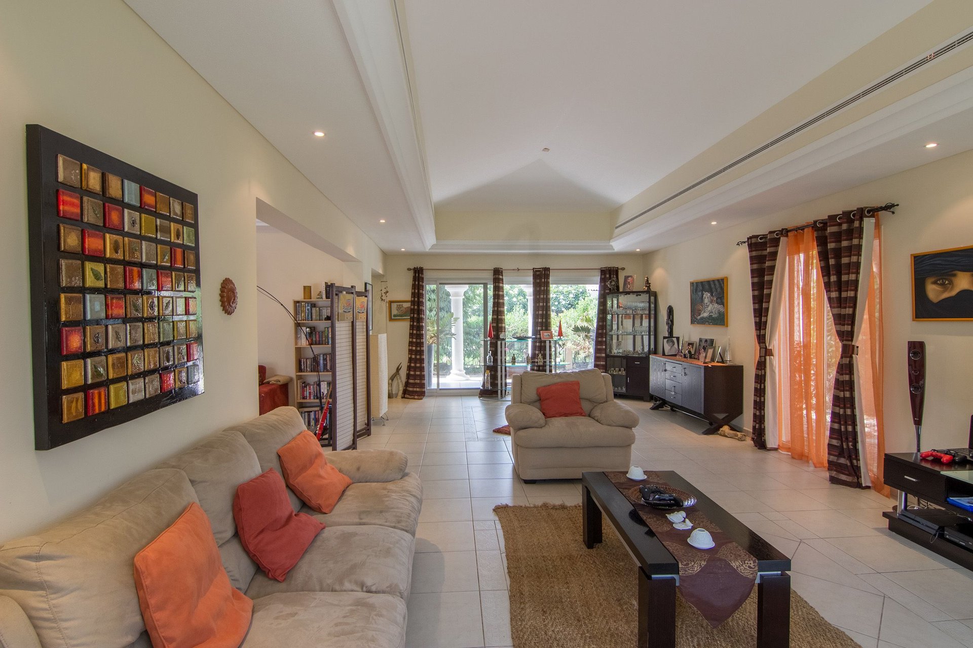 Bungalow 4 Bedroom for Sale, picture 1