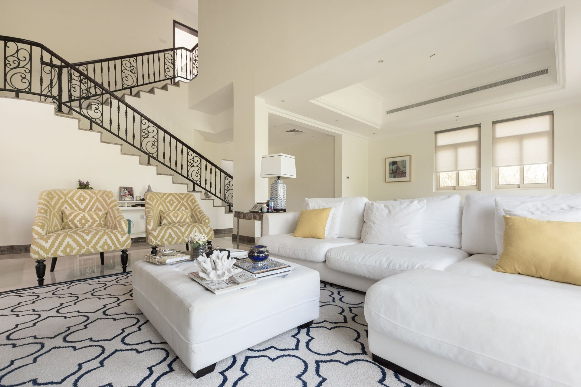 Exclusive Upgraded Main Lake Villa, picture 1