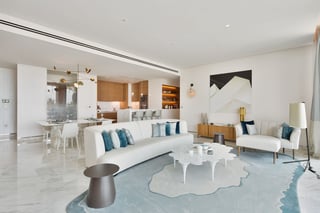 Resale Luxury Apartment in Serviced Palm Jumeirah Residence, picture 3