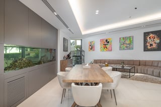 Fully Upgraded Luxury Apartment in Palm Jumeirah Hotel Residence, picture 1