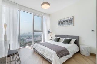 Ready to move apartment with UAE Golden Visa Eligibility, picture 1