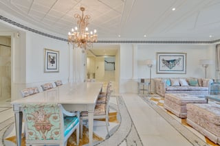 Luxurious Duplex Penthouse in Palazzo Versace, picture 3