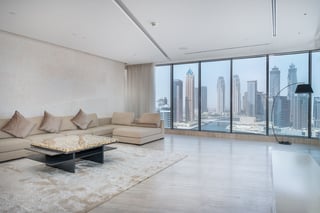 Luxury Corner Penthouse in Stunning Business Bay Residence, picture 1