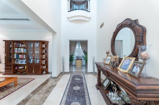 Private and Luxurious Master View Villa in Jumeirah Islands, picture 1
