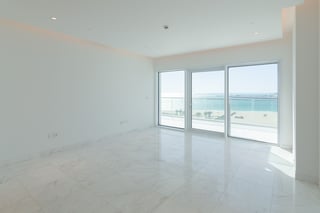 Brand New Beachfront Luxury Apartment on Jumeirah Beach Residence, picture 1