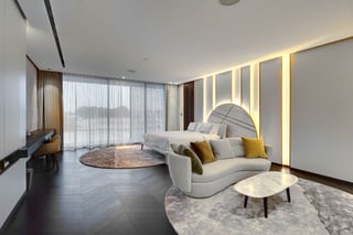 Modern and Opulent Designer Mansion, picture 1