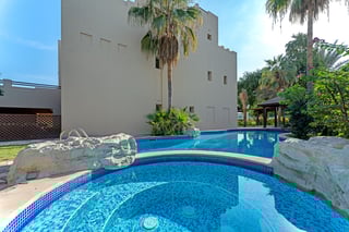 Beautifully Upgraded Luxury villa in Hattan, picture 1