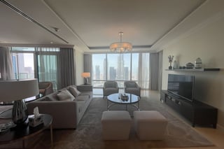 Fully Furnished Fountain views Apartment in Downtown Dubai, picture 1