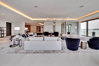 Ultra-luxury, beachfront penthouse apartment on Palm Jumeirah, picture 1