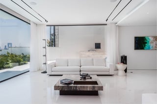 Exclusive, Fully Upgraded and Furnished Garden Home Villa, picture 3
