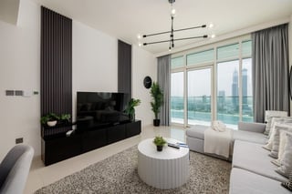 Gorgeous Marina Views I Furnished I High Floor, picture 3