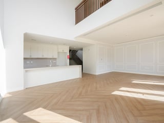 Park facing 3 bedroom townhouse, picture 4