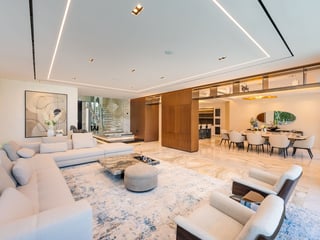 Beachfront Villa Luxury with Lavish Interiors, picture 4