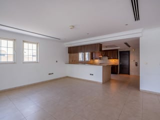 Jumeirah Park Villa Luxury with Pool and Garden, picture 4