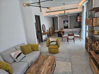 Spacious | Upgraded Unit | Tenanted, picture 3