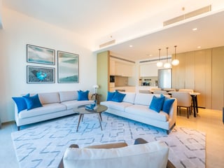 Elegant Three-Bed Dubai Creek Harbour Apartment, picture 3
