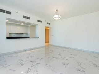 Move in by August End | Sea View | Above 50th Flr, picture 3