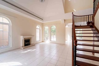 Landscaped | Spacious | Single Row | Vacant, picture 3